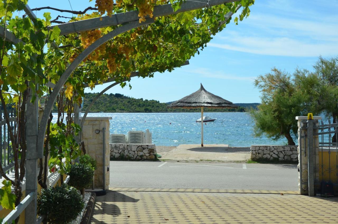 Villa Katarina Srima Esterno foto